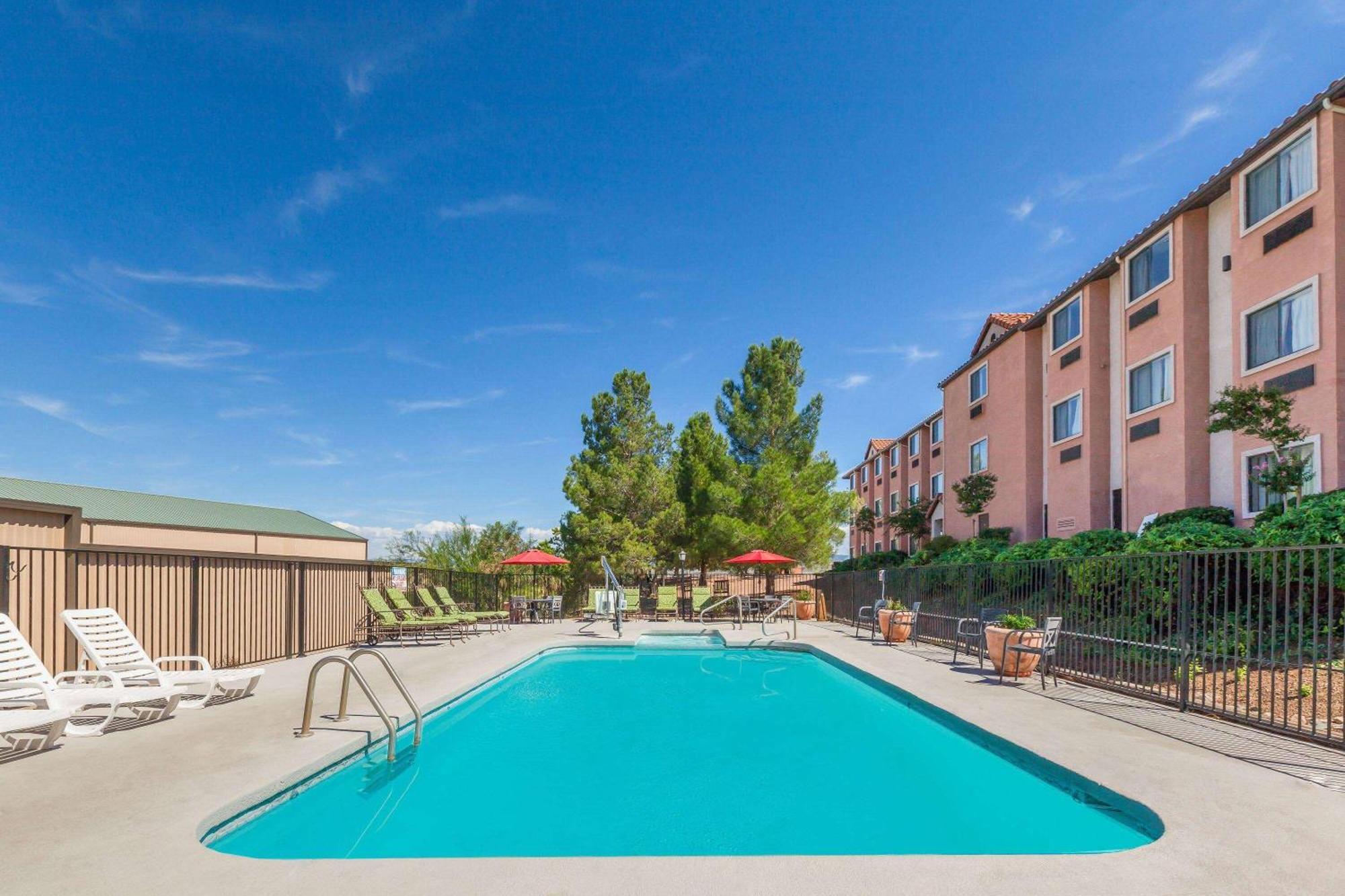 Days Inn By Wyndham Camp Verde Arizona Kültér fotó